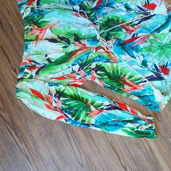 Forever 21 Romper - Picture 3 of 7